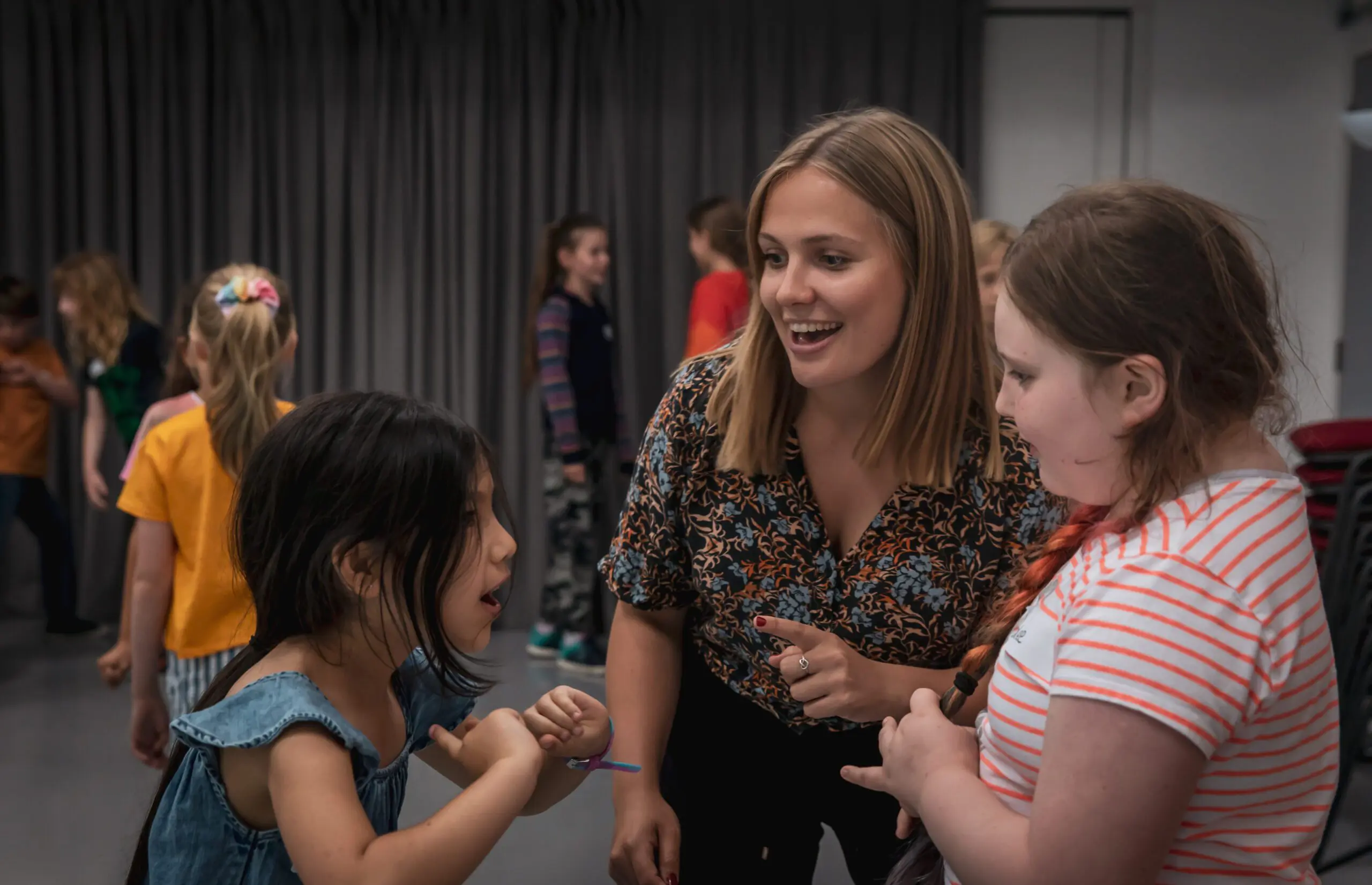 How to Become a Freelance Teacher in the Arts
