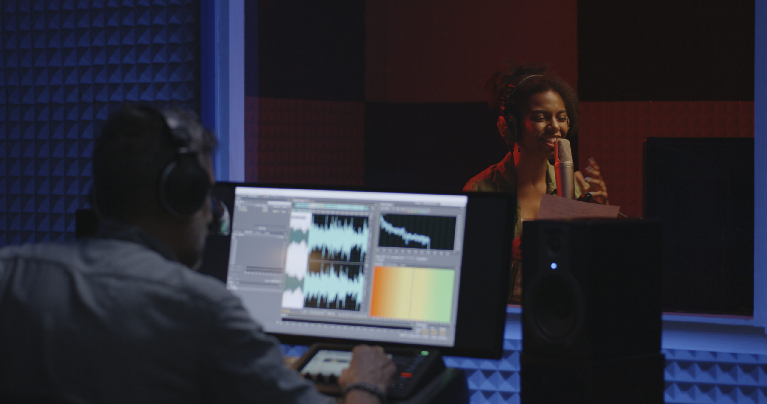 Progressing Your Voice Career with The VO Social