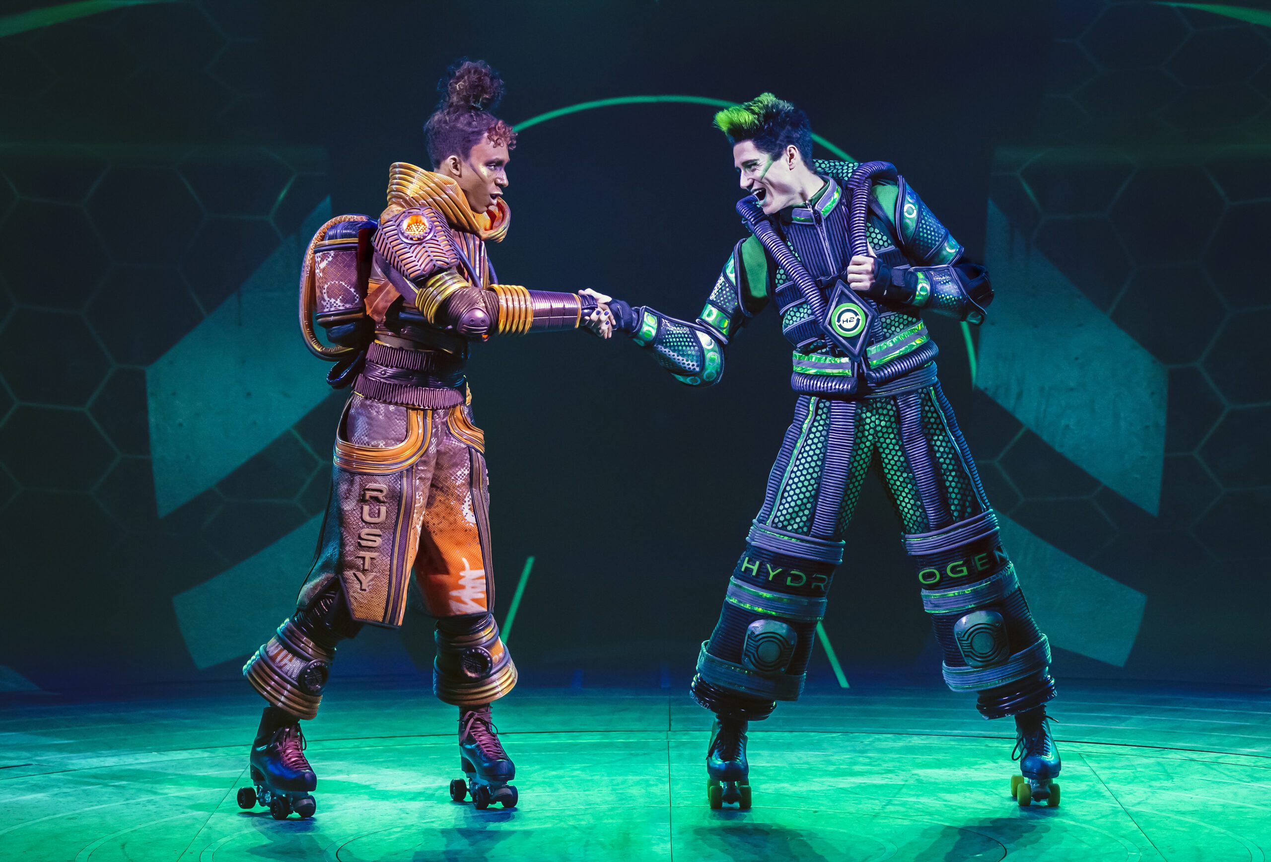 'Rusty' and 'Hydrogen' shaking hands in 'Starlight Express'