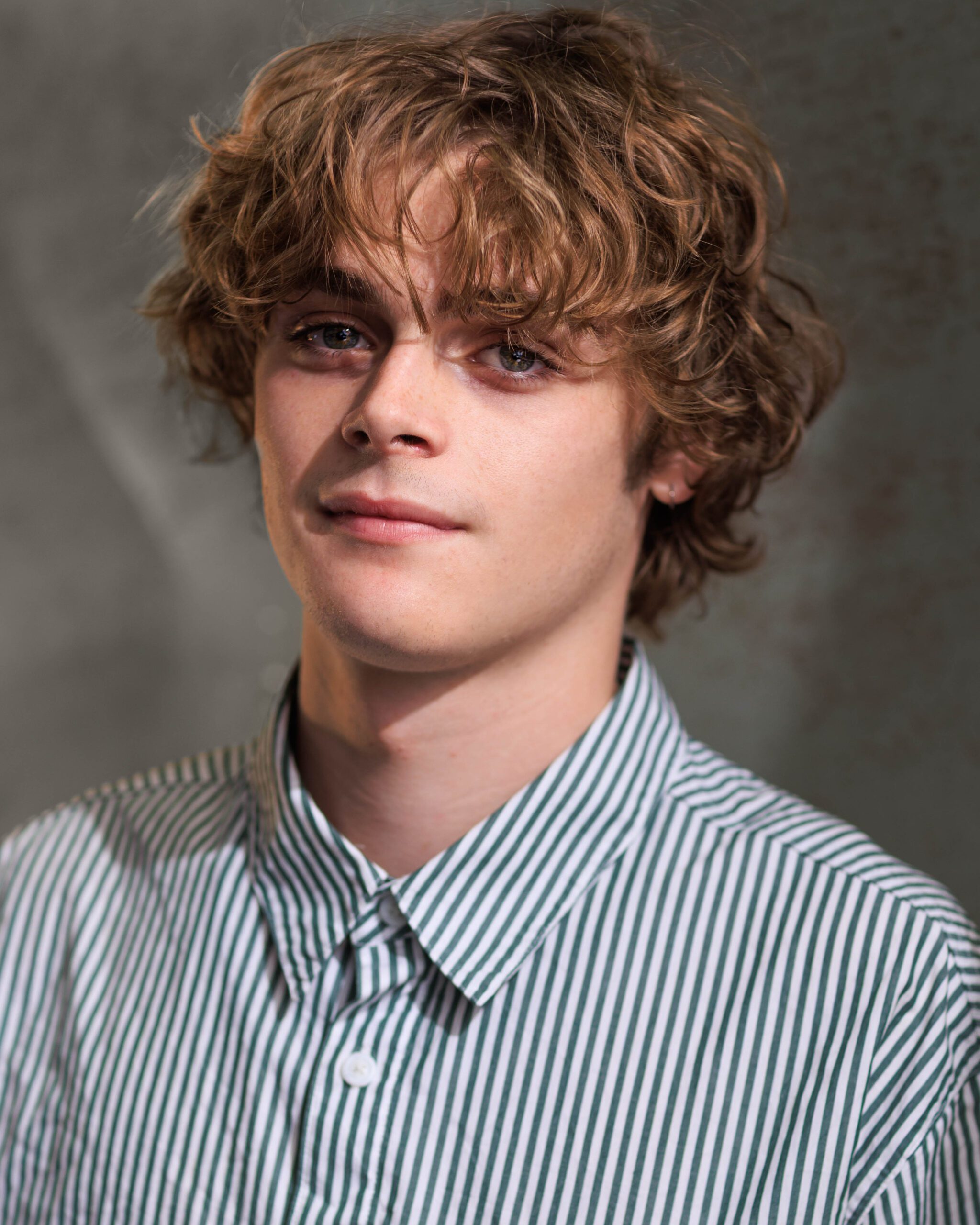 Billy Barratt headshot data-src=