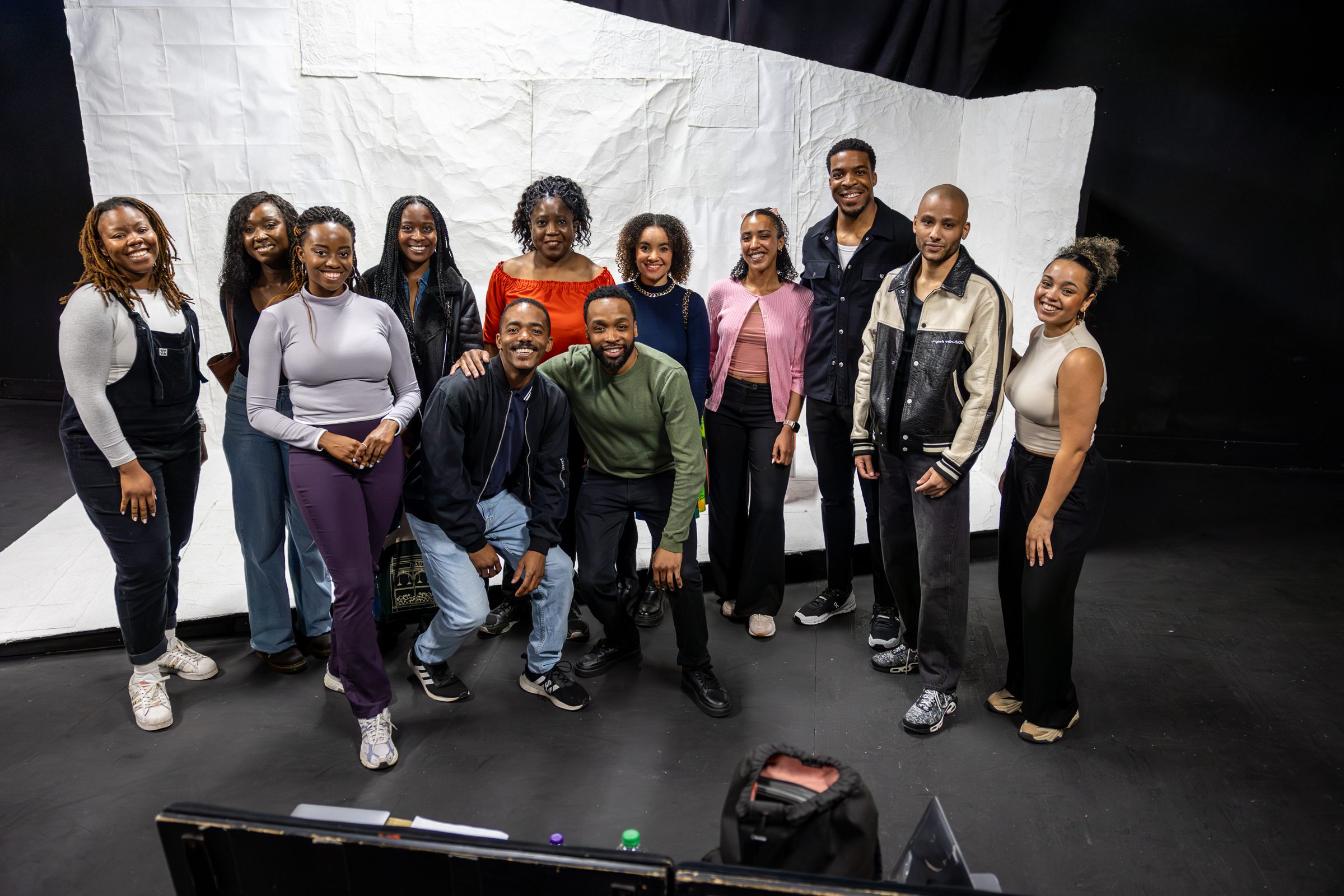 Actors stood together posing for a picture at DABB